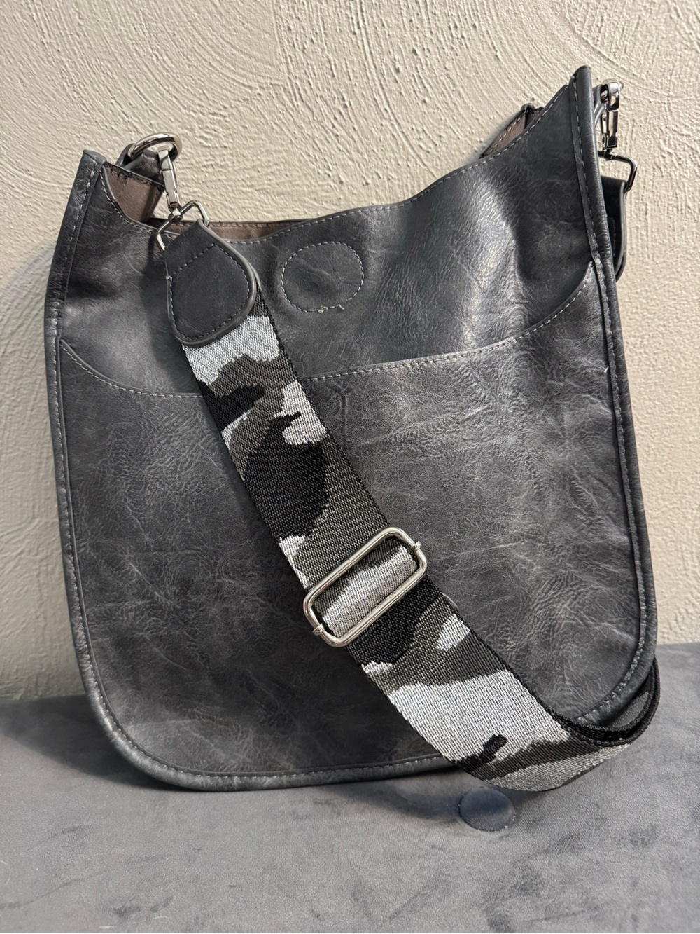 Sleek Grey Leather Crossbody with Camouflage Strap
